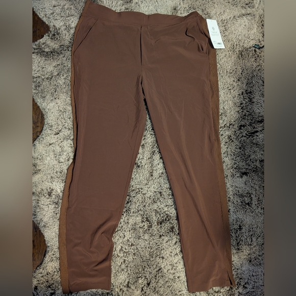 Athleta Brooklyn Ankle Pant - Picture 8 of 10